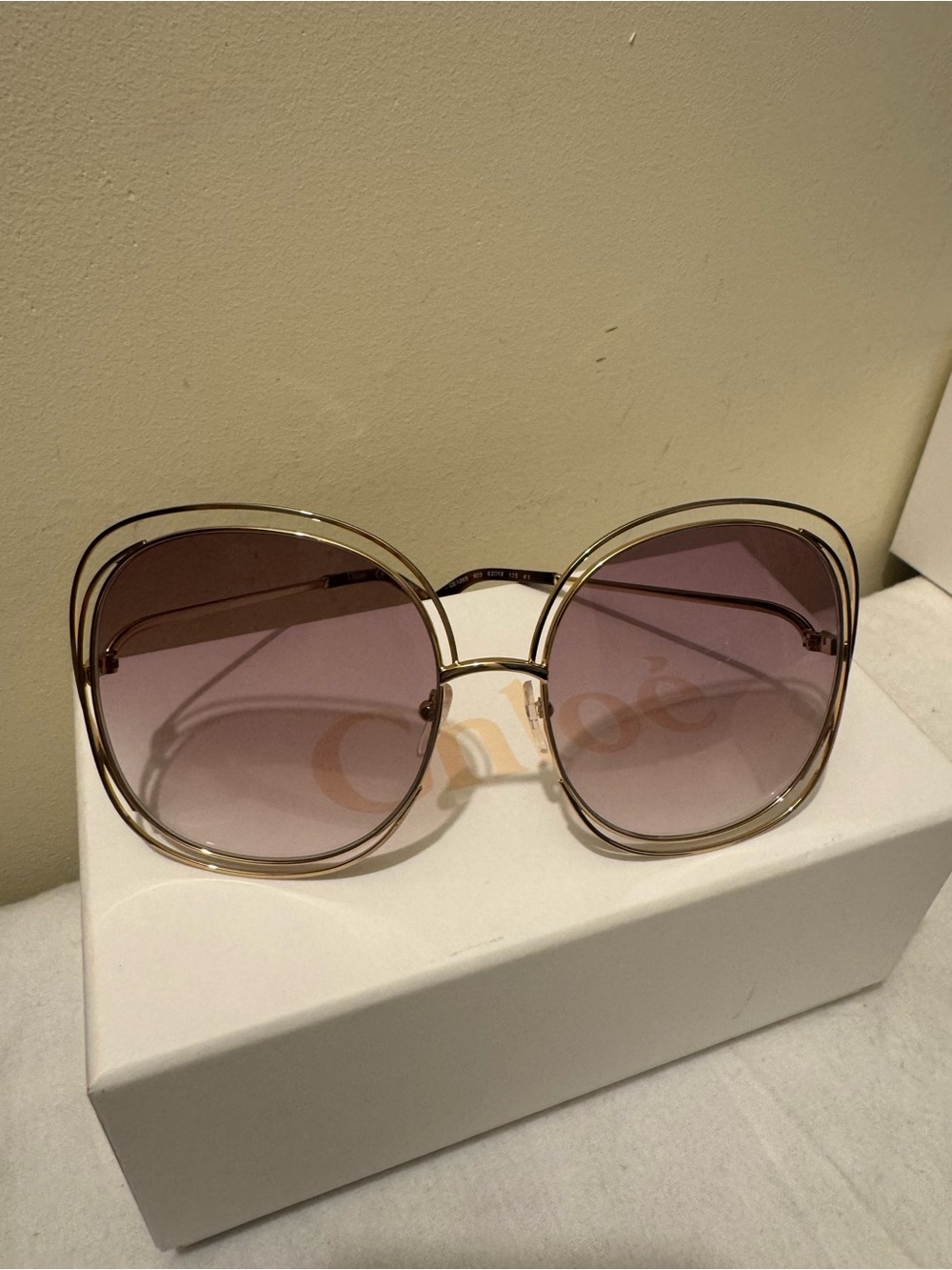 AUTHENTIC Chloé Carlina Oversized Gold Sunglasses CE126S Made in Italy - Picture 3 of 12